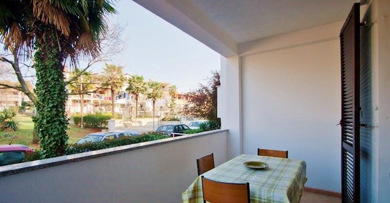 פורץ Apartment Parenzana מראה חיצוני תמונה